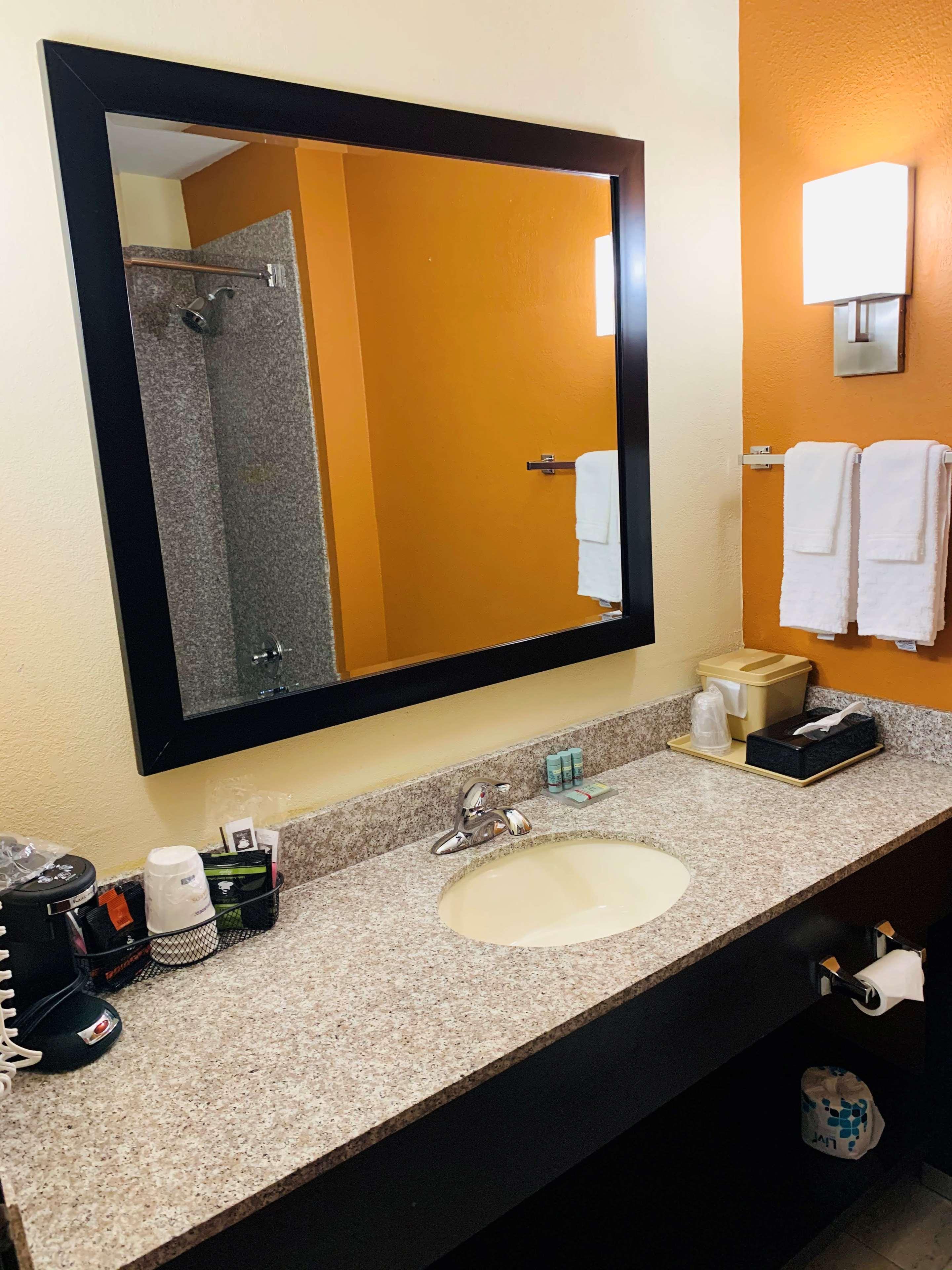 Best Western Kenosha Inn Broken Arrow Bagian luar foto